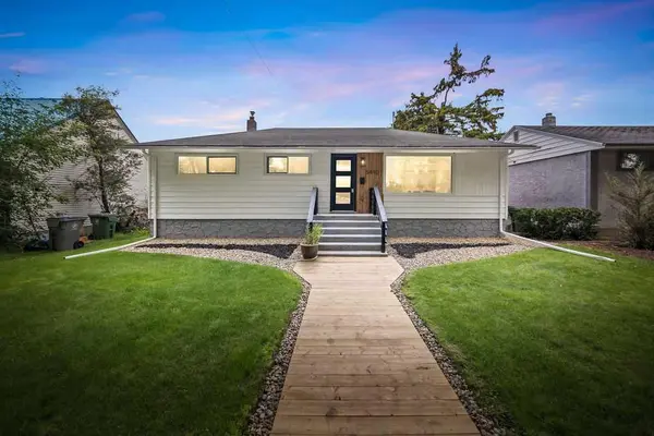 5410 46th ST, Lloydminster, AB T9V 0E3