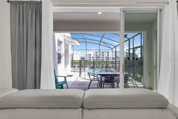 4733 KINGS CASTLE CIR, Kissimmee, FL 34746