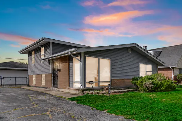 3907 W 168th ST, Country Club Hills, IL 60478