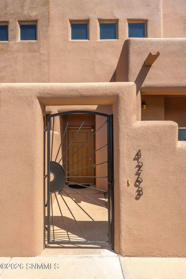 4263 Nambe CT, Las Cruces, NM 88011