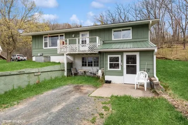 904 N Washington ST, Saint Croix Falls, WI 54024