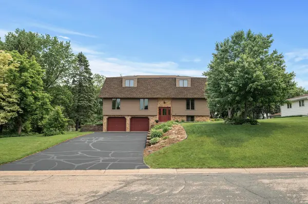 4824 Eriks BLVD, Eagan, MN 55122