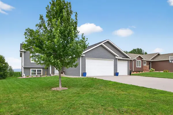1280 Lone Stone CT SE, Chatfield, MN 55923