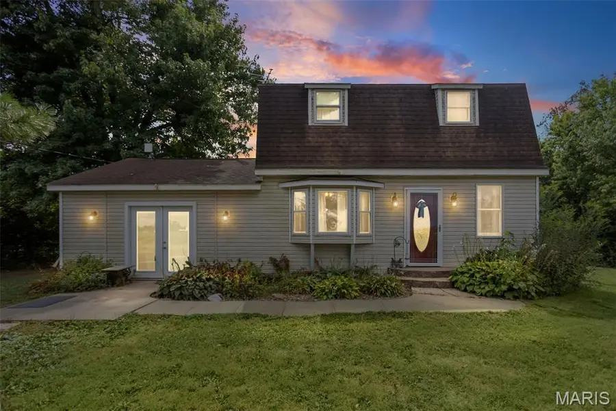 25833 Joe Knight RD, Dow, IL 62022