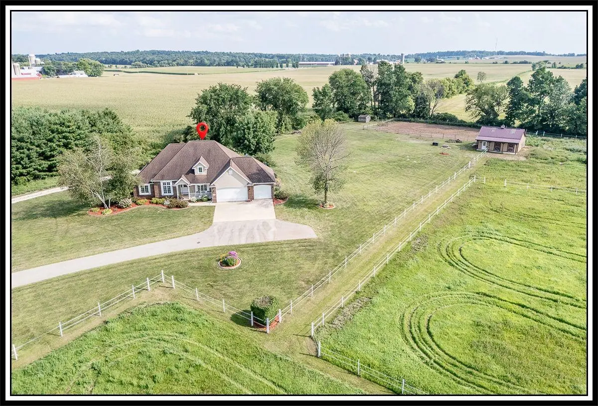 E8403 CHURCH RD, New London, WI 54961-8368