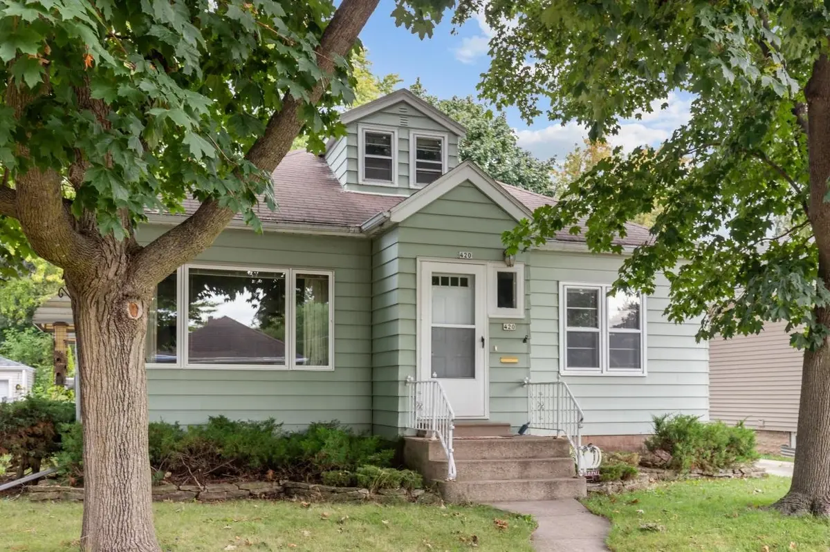 420 ANNEX AVE, Oshkosh, WI 54901-2920