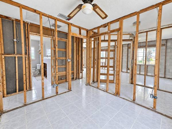 13401 1ST ST E, Madeira Beach, FL, 33708 photo 34