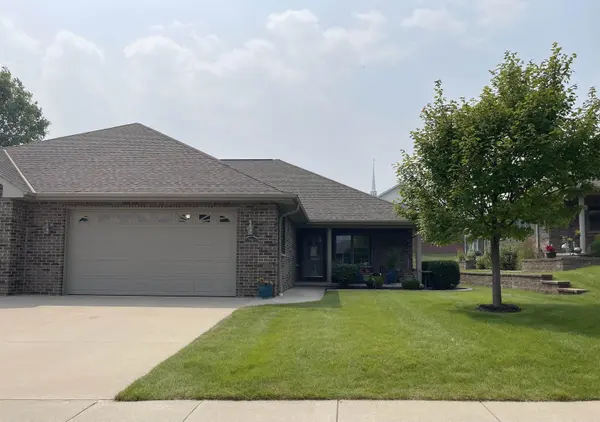 1782 CONDOR LN, Green Bay, WI 54313