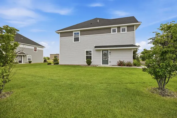 14300 Arctic CIR, Rosemount, MN 55068