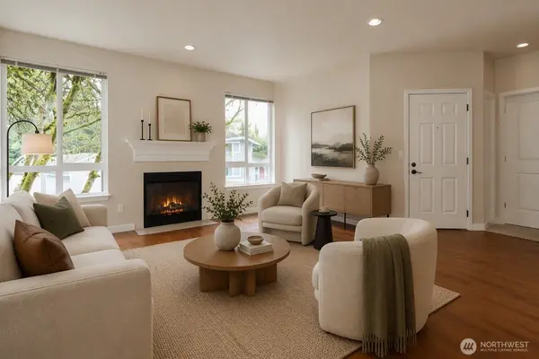 12012 NE 204th PL #C201, Bothell, WA 98011