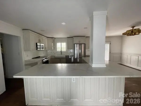 3453 Selwyn AVE, Charlotte, NC 28209