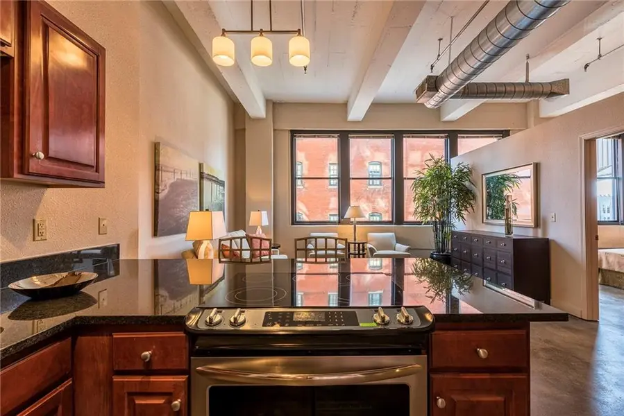 1535 Walnut ST #405, Kansas City, MO 64108