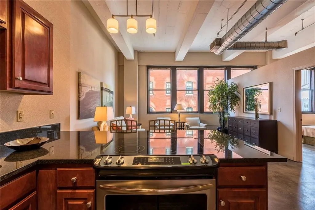 1535 Walnut ST #405, Kansas City, MO 64108