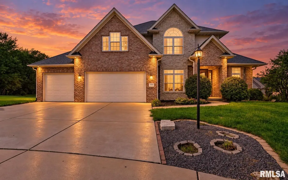 3519 W OAK CREEK CT, Dunlap, IL 61525