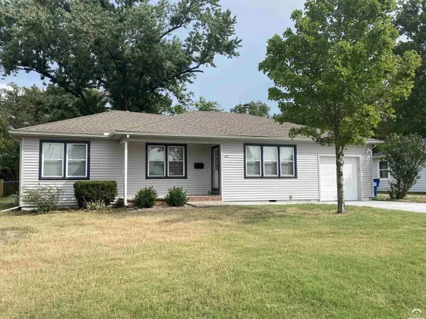 634 Greever TER, Lawrence, KS 66046