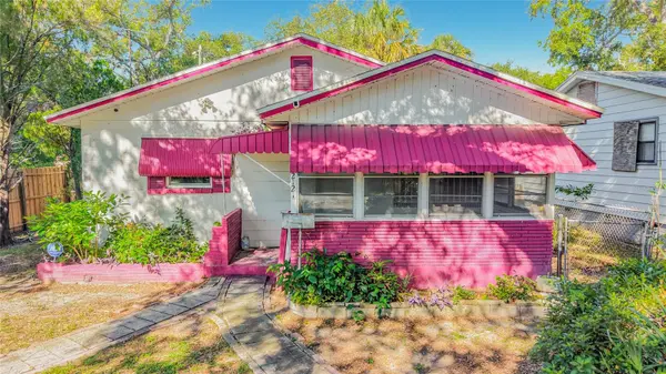 2121 10TH ST S, St Petersburg, FL 33705
