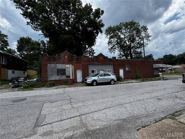 7121 W Florissant AVE, Jennings, MO 63136