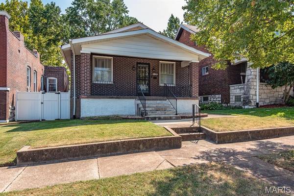 8120 Pennsylvania AVE, St Louis, MO 63111