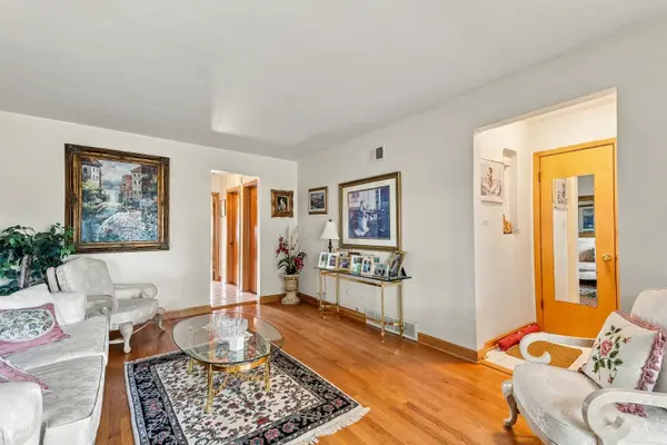 2430 Westover AVE, North Riverside, IL 60546