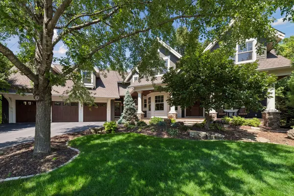 20650 Parkview LN, Excelsior, MN 55331