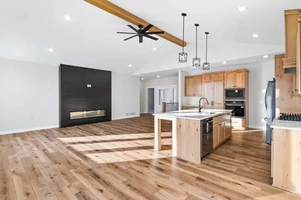 13437 295th AVE NW, Princeton, MN 55371