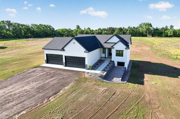 13437 295th AVE NW, Princeton, MN 55371