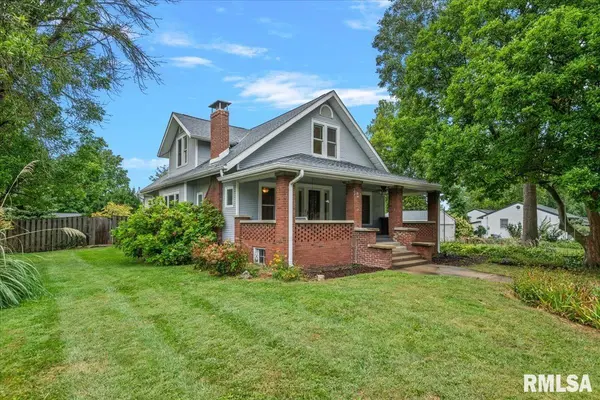 115 S OAK ST, Chatham, IL 62629