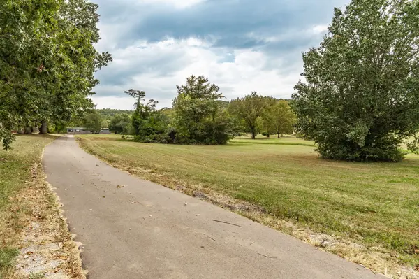 1655 Browning Branch Rd, Hartsville, TN 37074