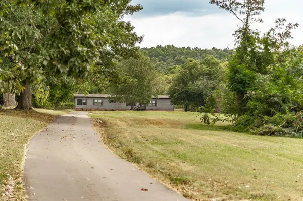 1655 Browning Branch Rd, Hartsville, TN 37074