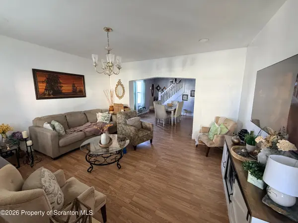 140 S Nice ST, Frackville, PA 17931