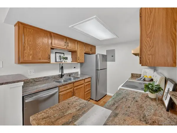 942 S Walden #942-204, Aurora, CO 80017