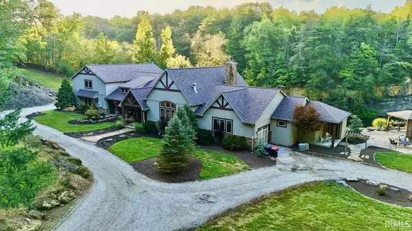 1644 Hunsaker RD, Boonville, IN 47601