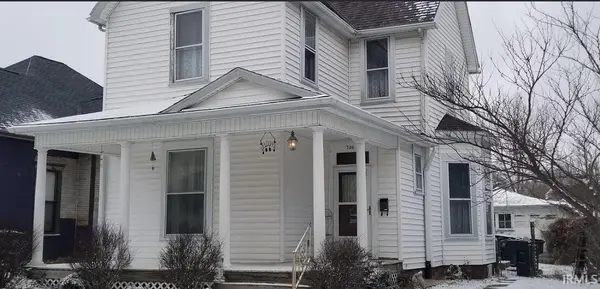 320 N Vine ST, Muncie, IN 47305-1939