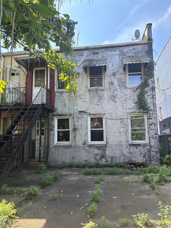 1056 Colgate AVE, Bronx, NY 10472