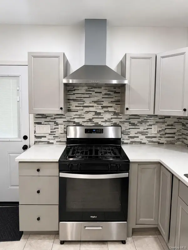 130 Elizabeth AVE, Hempstead, NY 11550