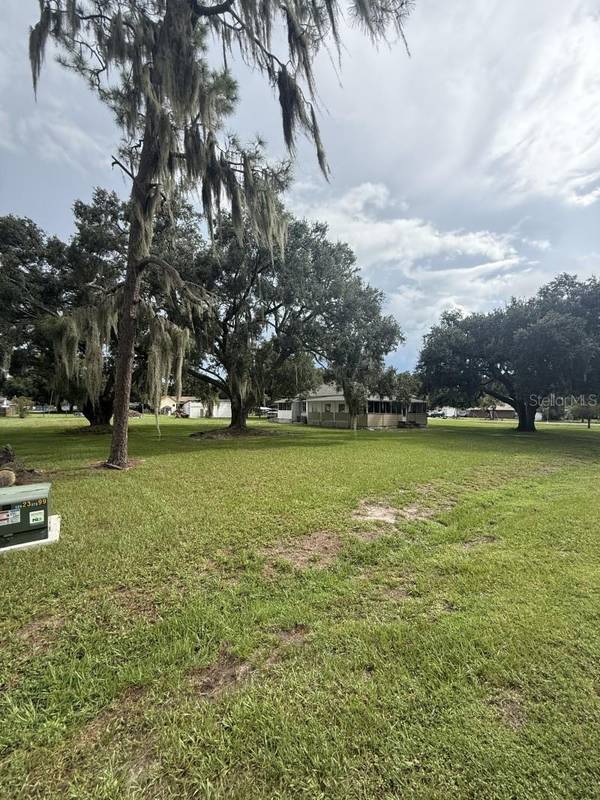 275 TEMPLE ST, Mulberry, FL 33860