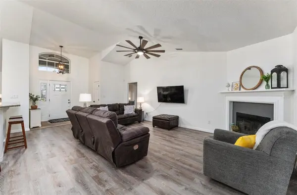 7237 EDMUND CT, Mount Dora, FL 32757