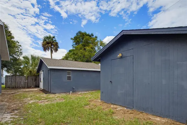 33 W HERRICK DR, Eustis, FL 32726