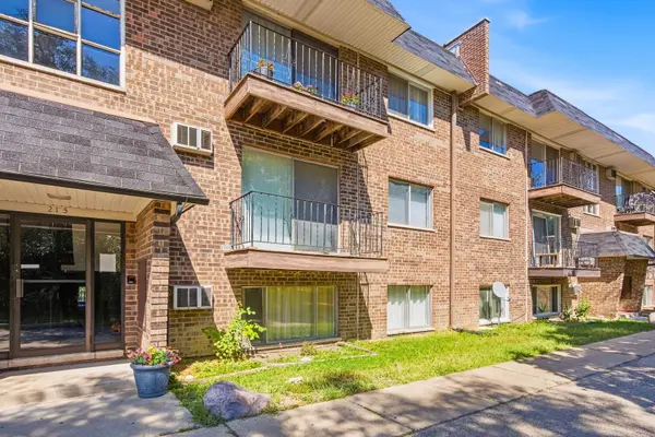 215 S Hale ST #6A, Addison, IL 60101