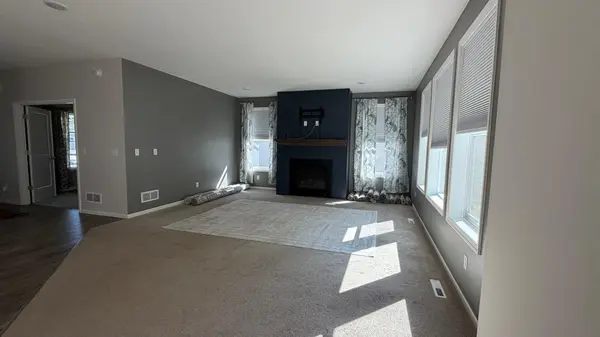 5590 Upper 179th ST W, Lakeville, MN 55044