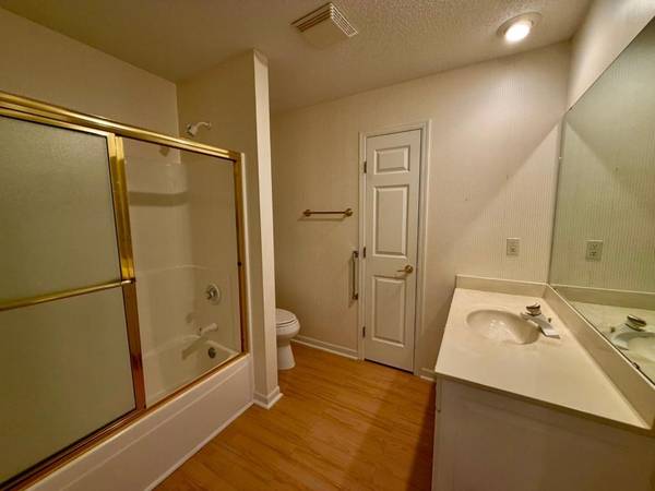 13040 Evergreen DR, Lindstrom, MN 55045