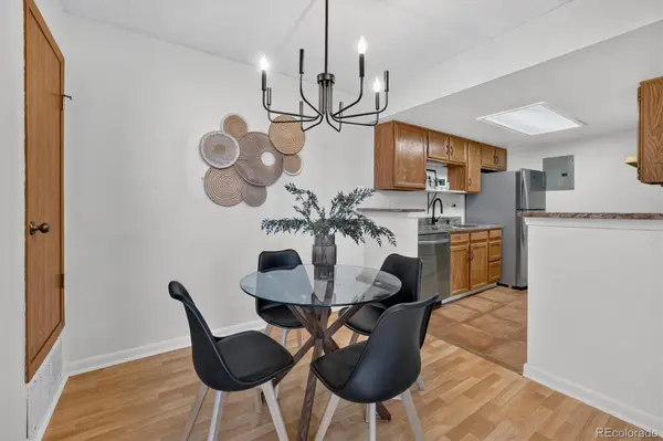 942 S Walden ST #204, Aurora, CO 80017
