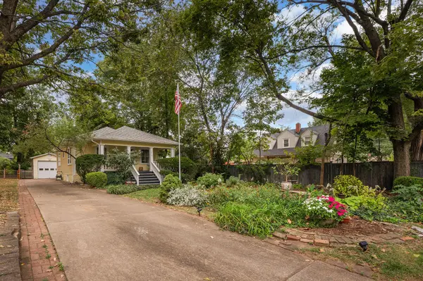 1410 E Stanford ST, Springfield, MO 65804