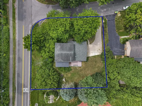 504 Highland Park DR, Traverse City, MI 49686