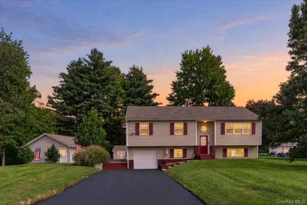 2 Linden DR, Newburgh, NY 12550