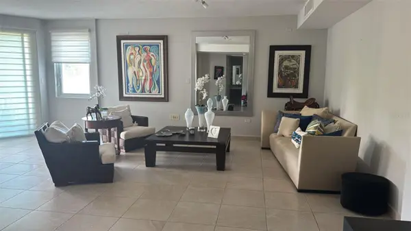 Calle Olivine 83 TREASURE POINT #323, Vega Alta, PR 00692