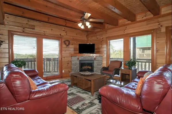 2087 Kerr Rd, Sevierville, TN 37876