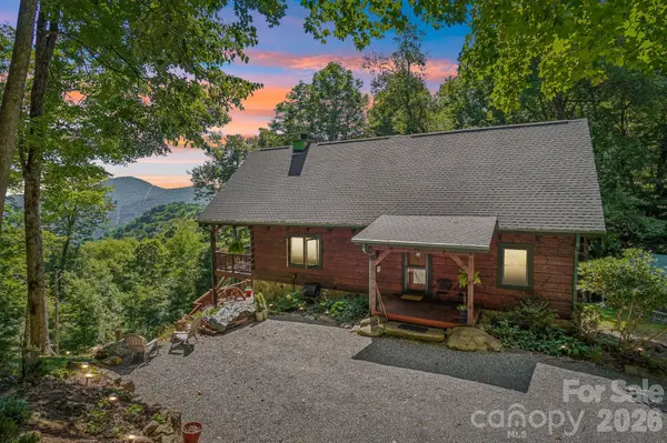 246 Puncheon LN, Mars Hill, NC 28754