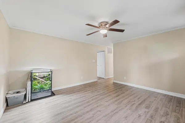 549 S Hinkley ST, Bement, IL 61813