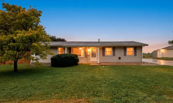 549 S Hinkley ST, Bement, IL 61813